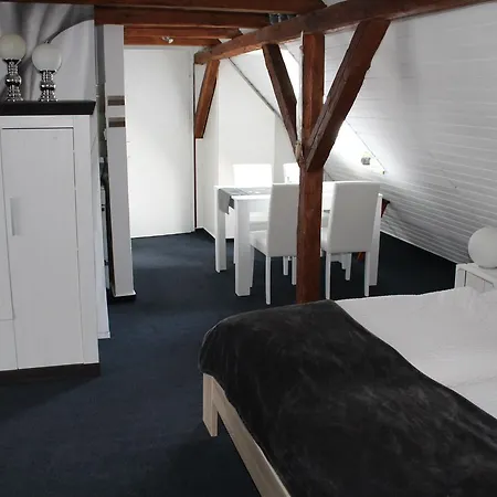 Hildfelder Stuebchen Πανσιόν 3*