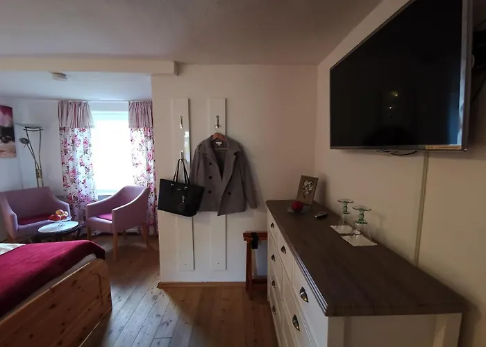 ゲストハウス Hildfelder Stuebchen 3*